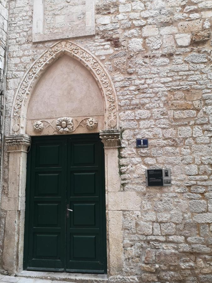 Orange Lägenhet Šibenik Exteriör bild
